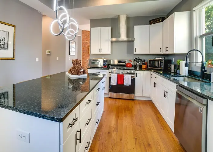 Holiday home Family-friendly Shadyside Gem Near Dtwn Pittsburgh