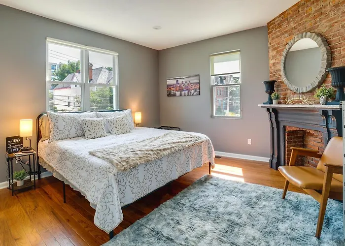 Family-friendly Shadyside Gem Near Dtwn Holiday home Pittsburgh
